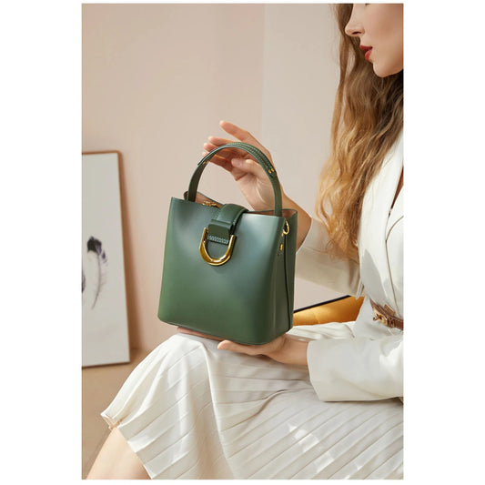 Hideclusive Genuine Leather Luxury Handbag for Women | Large Capacity Classic Shoulder Bag | Waterproof, All-Season Fashion (Winter, Summer, Autumn)