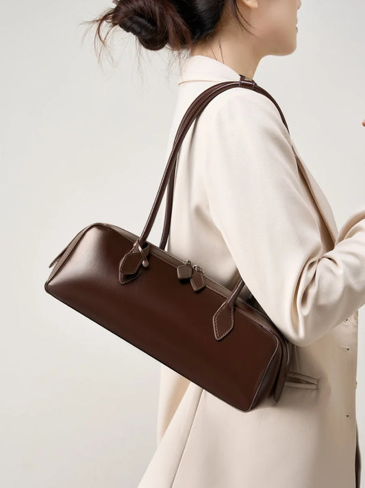 The Avenue 33 Barrel Bag | Full-Grain Cowhide Leather