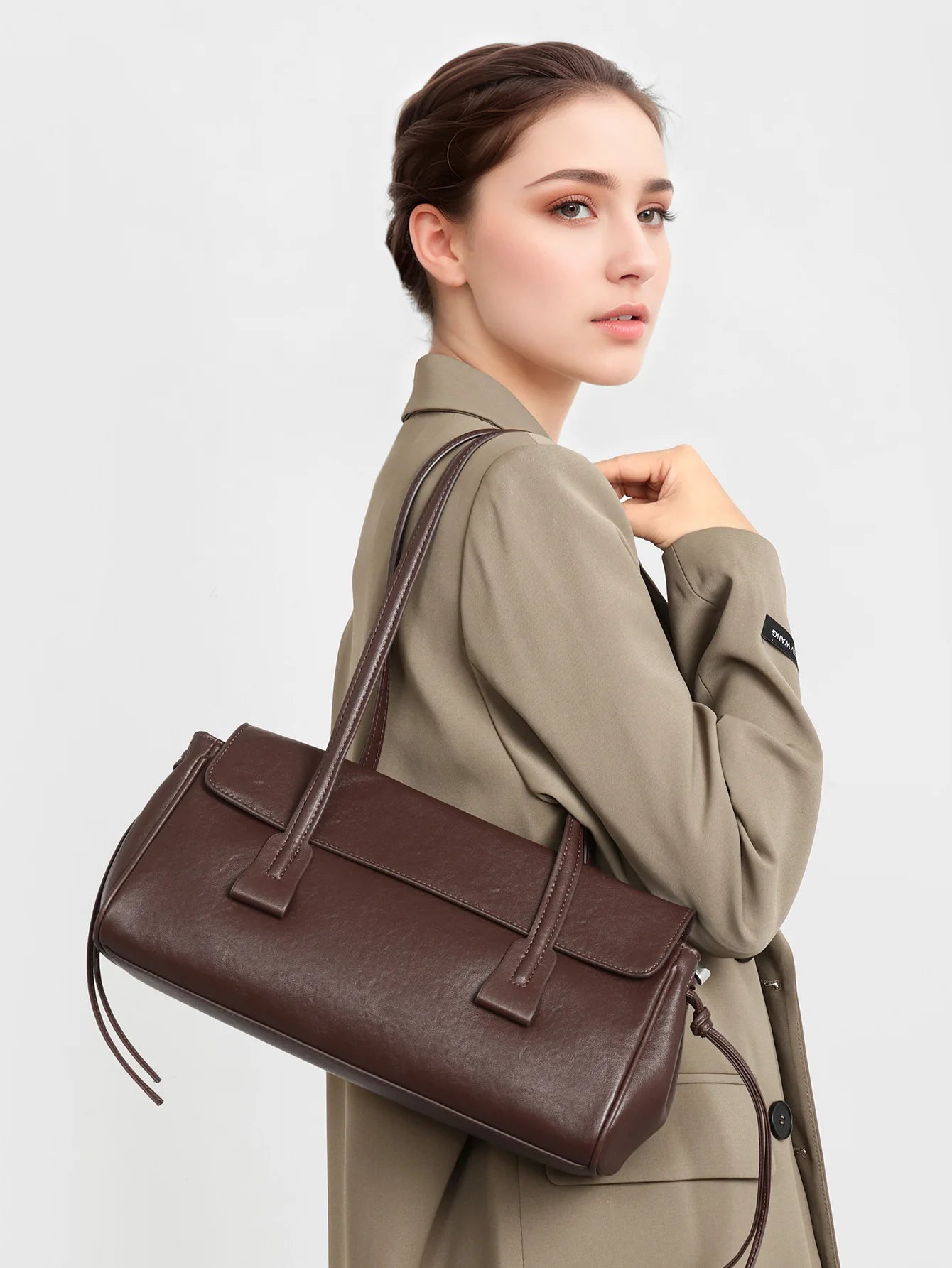 Hideclusive Candy Shaped Genuine Leather Handbags for Women Casual Fashion High Quality Cowhide Women's Shoulder Bags Travel Bags